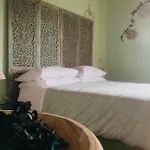 Maison Mami Bed & Breakfast *