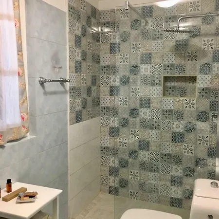 Maison Mami * סרזאנה