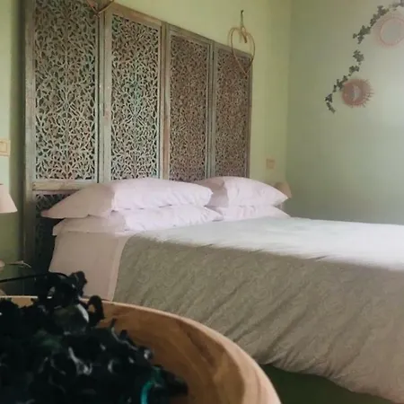 Maison Mami לינה וארוחת בוקר *